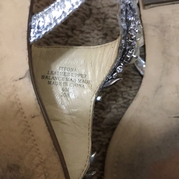 Silver sandals - Picture 3 of 4